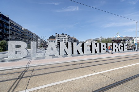 Large letters spell out the word Blankenberge in